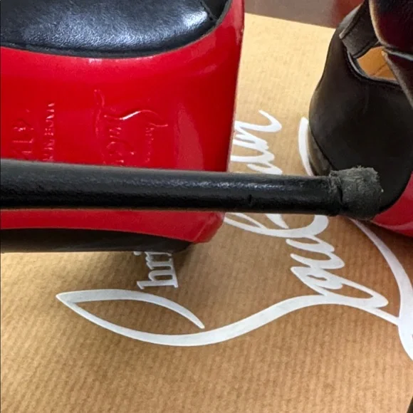 Christian Louboutin Crissos 100 Patent & Nappa Shiny Leather Pump Size 41.5 - Picture 9 of 14